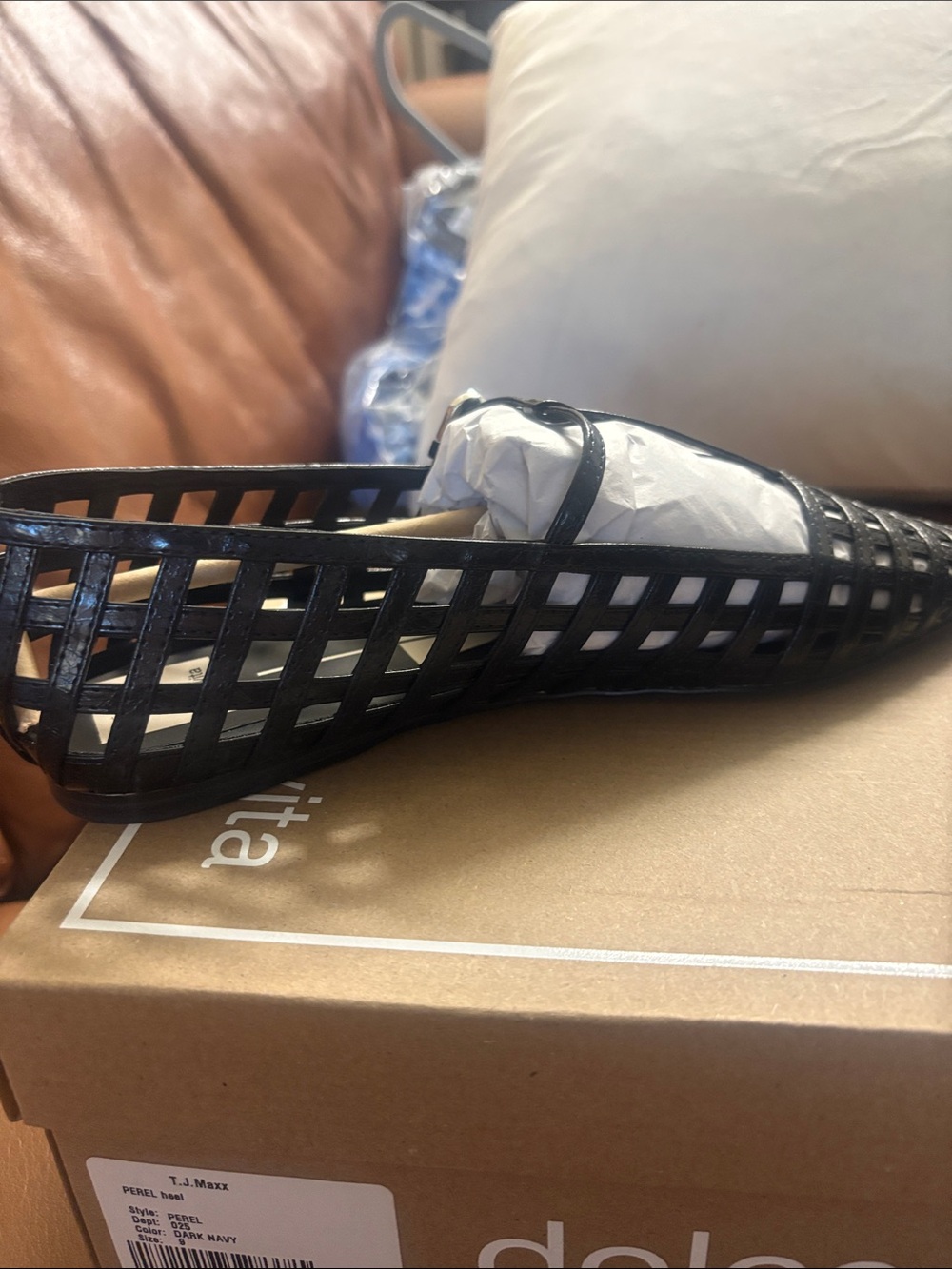 Dolce Vita Rains Black Woven T-Strap Flats Size 9 New in Box - Picture 5 of 9